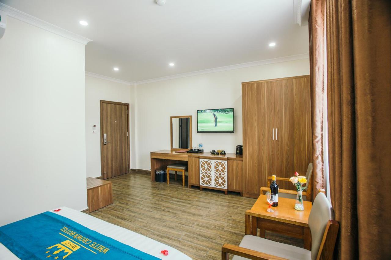 White Crown Hotel Ха Лонг Екстериор снимка