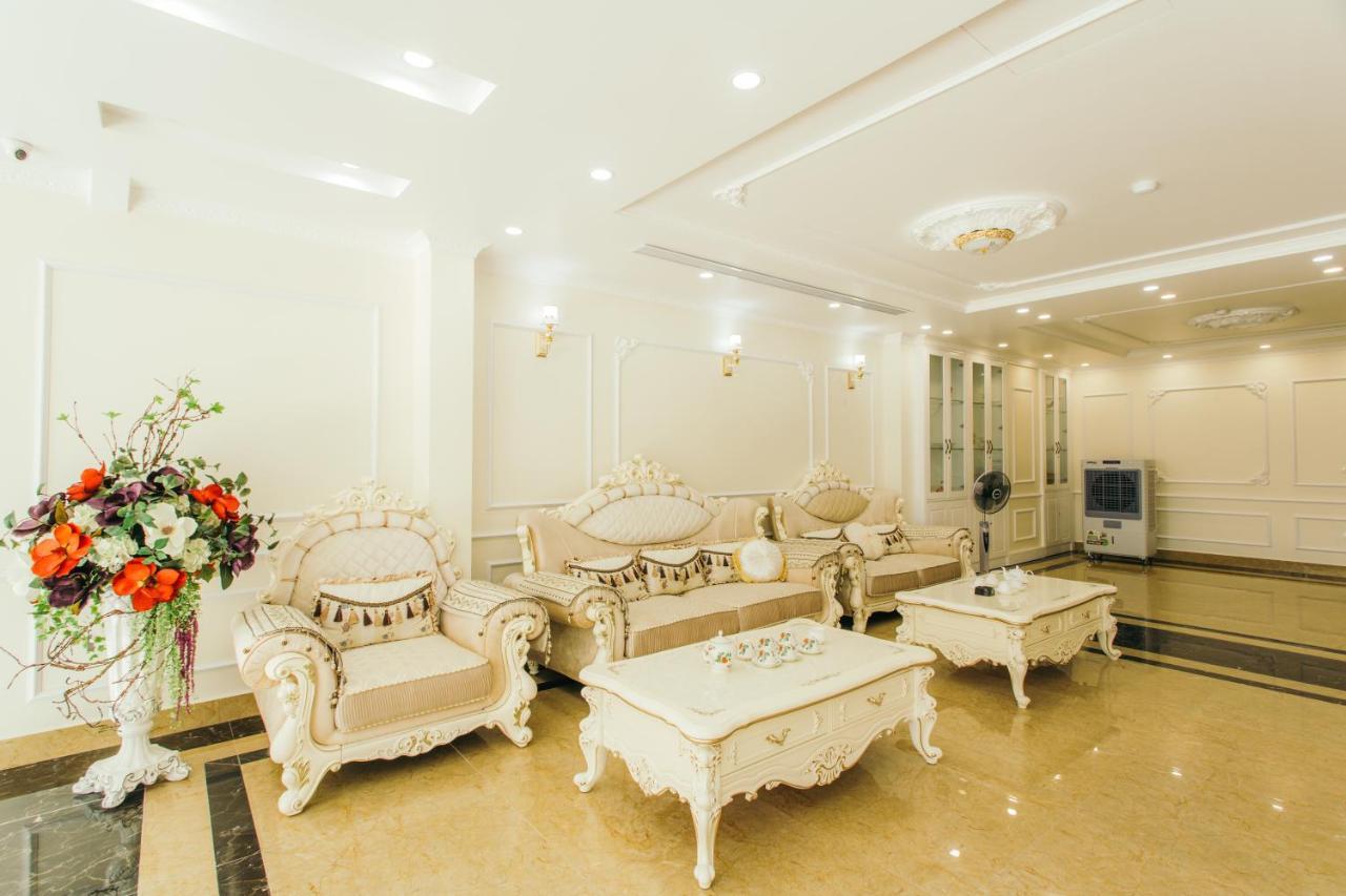 White Crown Hotel Ха Лонг Екстериор снимка