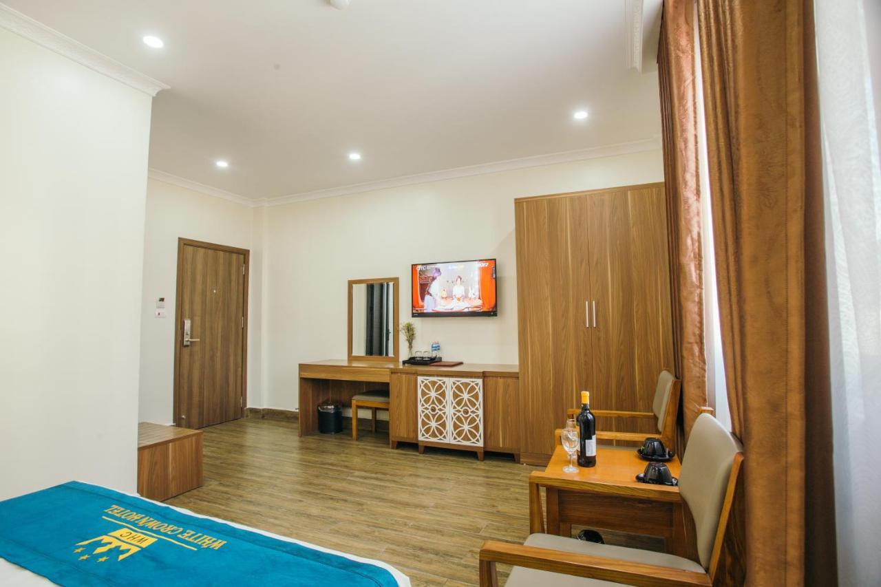 White Crown Hotel Ха Лонг Екстериор снимка